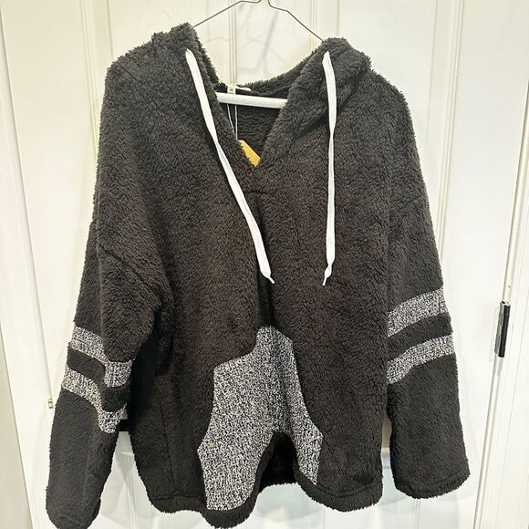 NWT Women's MainStrip Super soft Hoodie multicolored woven pouch, size M! - Picture 12 of 14